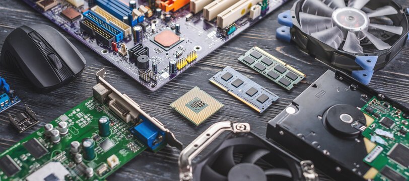 🔧 Hardware: Building the Backbone of Modern Technology